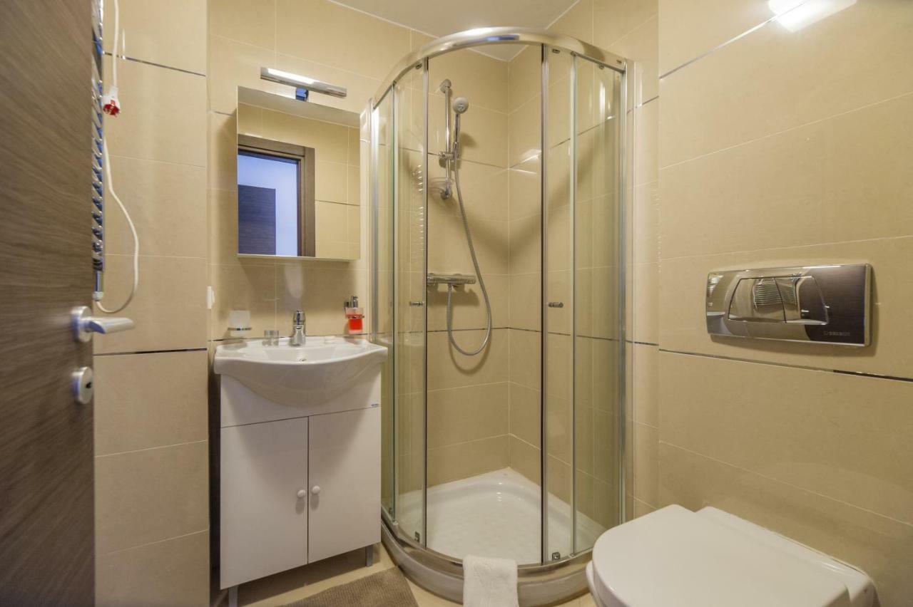 Family Apartment In Silver Mountain Resort Poiana Brasov Ngoại thất bức ảnh
